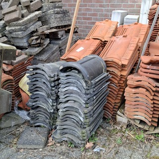 Partij diverse dakpannen