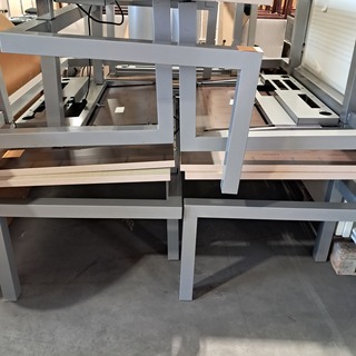 Partij Bureaus en tafels, O.a. Kembo