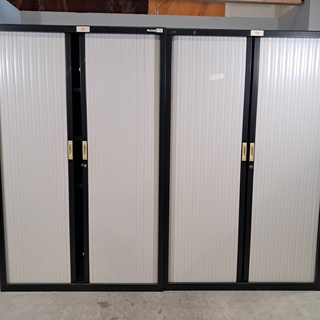 2x Jaloeziekast, Ronal