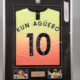 Gesigneerd voetbalshirt, ‘Sergio Agüero’