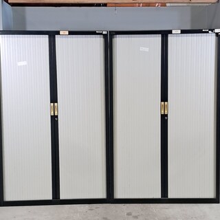 2x Jaloeziekast, Ronal