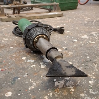 Dakfohn, Leister, Triac S