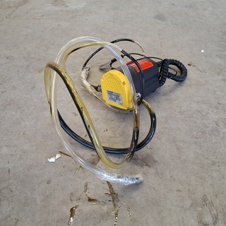 Dieselpomp, Monzana, 100560, 2014