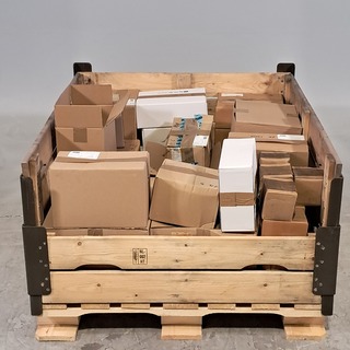 Diverse onderdelen en ijzerwaren, O.a Daf