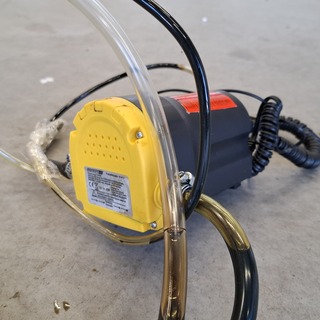 Dieselpomp, Monzana, 100560, 2014