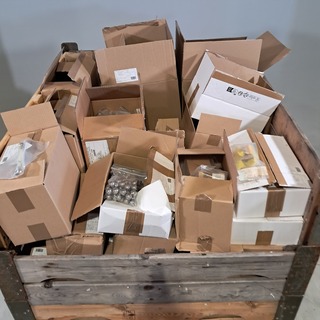 Partij diverse onderdelen, O.a Bosch