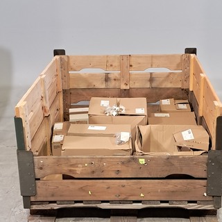 Partij diverse onderdelen en ijzerwaren