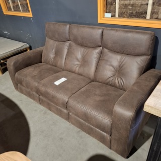 3 Zits Bankstel, 3 zits bank, 2025