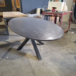 Ovale eettafel, HSM , Zwart, 2025