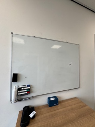 4x Whiteboard