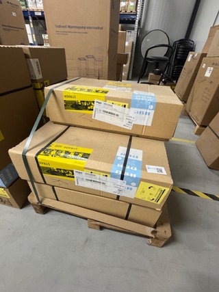 5x Convector radiator, Strada Hybrid, wit