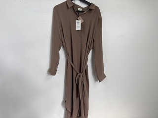 Partij Kleding, JDY, ONLY CARMAKOMA, JACK & JONES, Superdry, ICHI, Col