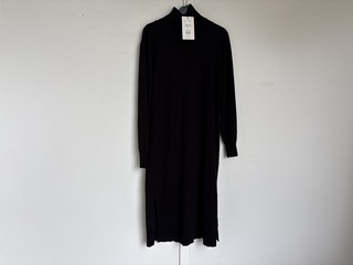 Partij Kleding, GUESS, Sisters Point, Saint Tropez, ONLY CARMAKOMA, IC