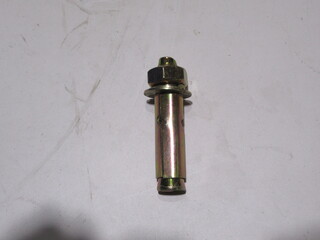 Bak met ca. 70 metalen Expansiepluggen