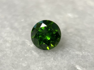 Demantoid – 1.03 carat natuurlijke demantoid
