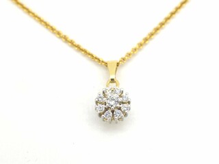 Gouden hanger met natuurliijke diamanten