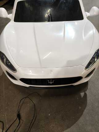 Kinder Maserati op Accu ca. 120 cm lang, wit