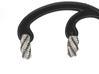 Witgouden creolen met wit en zwarte diamanten