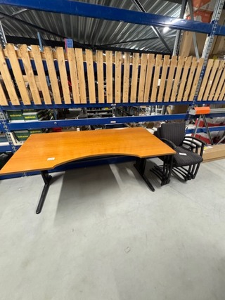 Bureau en 3 stoelen, kersen/zwart