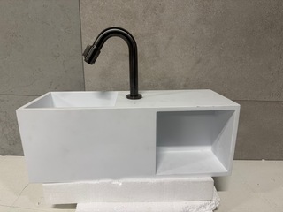 Fontein Solid Surface 20x54x20 cm + kraan WB