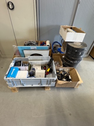 pallet Divers installatiemateriaal