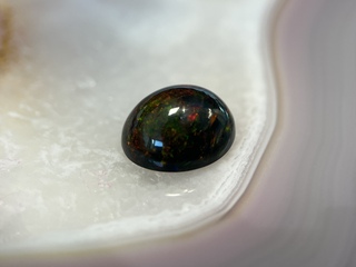 Black opal – 4.00 carat Natuurlijke Black opal