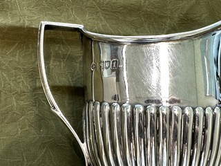 Zilveren koffieset – melkkan