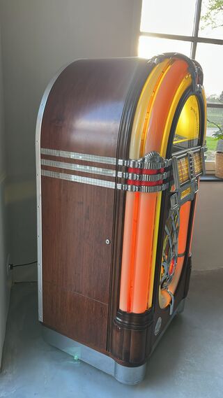 Juke Box Wurlitzer, One More Time
