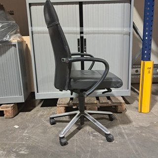 Partij diverse stoelen, O.a. Vitra, Klober