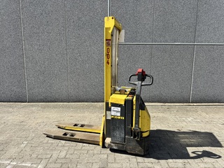Reach pallettruck, Jungheinrich, EJC125, geel, Elektrisch