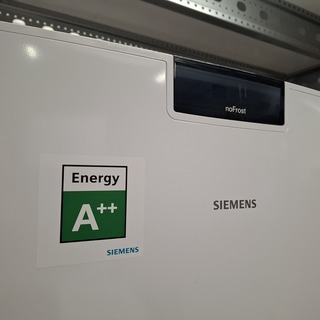 6 laden vriezer NO FROST, Siemens A++, GS36NA32, Grijs / Chroom