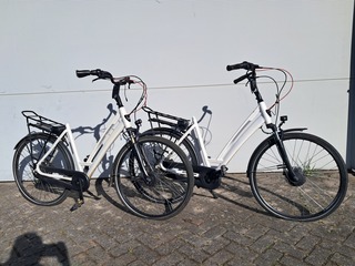 2x E-Bike, Stella, Wit