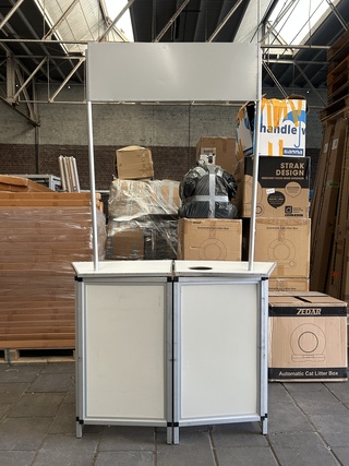 Ca. 12x Mobiele stand