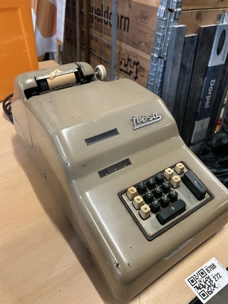 Vintage rekenmachine Nisa