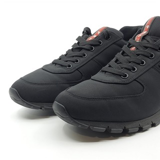 Paar schoenen, maat 10 1/2, Prada, 4E 2942