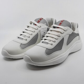 Paar schoenen, maat 10, Prada