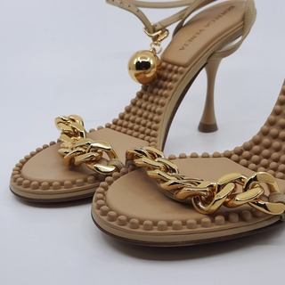 Paar pumps, maat 36, Bottega Veneta