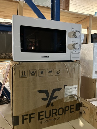 Diverse keukenbenodigdheden w.o. magnetron W.o. Severin, Brabantia