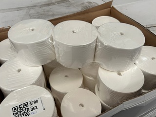Ca. 432x Rol papier
