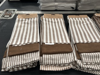 Ca. 16x Set van 3 theedoeken