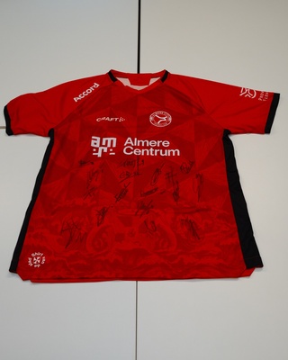 Voetbalshirt Almere City Craft, rood, gesigneerd, L
