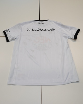 Voetbalshirt NEC Robey, wit, gesigneerd, M
