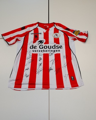Voetbalshirt – Sparta Rotterdam Robey, rood/wit, gesigneerd, L