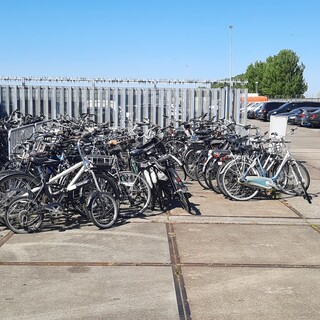 Ca. 65x Fiets, O.a Cortina, Giant