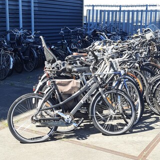 Ca. 65x Fiets, O.a Cortina, Giant