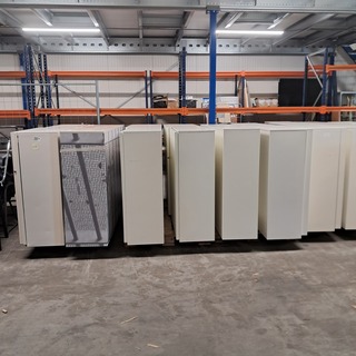 7x Schuifdeurkast