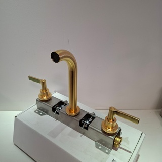Wastafelkraan Xenz, Grace, goud geborsteld