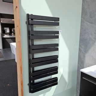 Designradiator Excellent, mat zwart