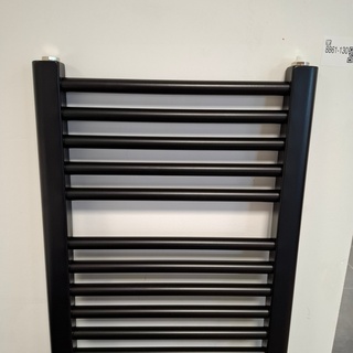 Designradiator mat zwart