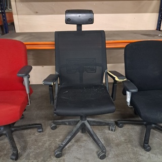 Partij bureaustoelen, O.a. Ahrend